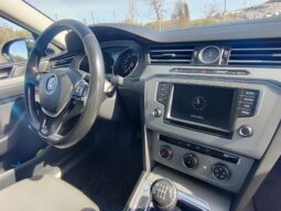 
										Volkswagen Passat 1.6 TDI Advance BMT 2015 – Particular full									