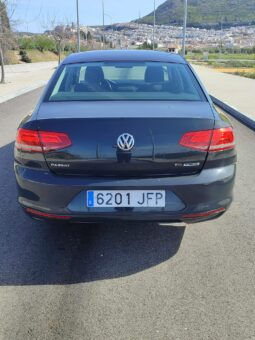 
										Volkswagen Passat 1.6 TDI Advance BMT 2015 – Particular full									