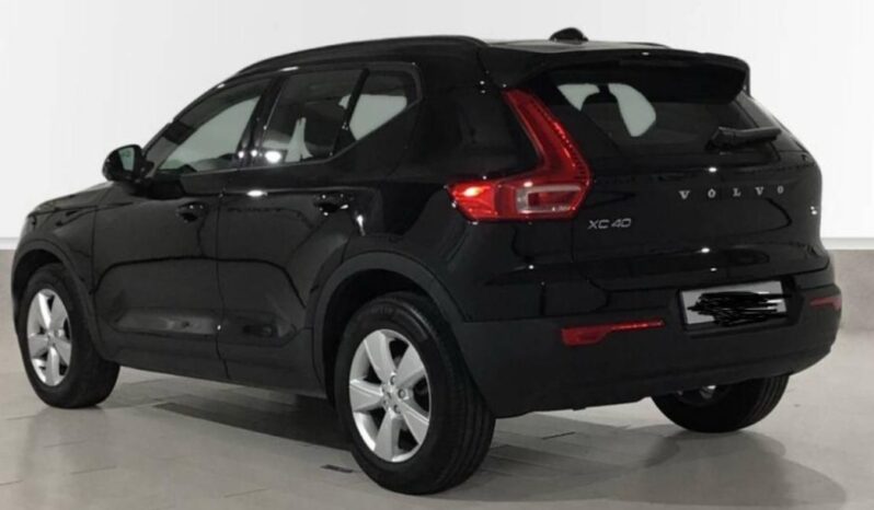 
								VOLVO XC40 1.5 T2 MOMENTUM CORE 129CV 2021 full									